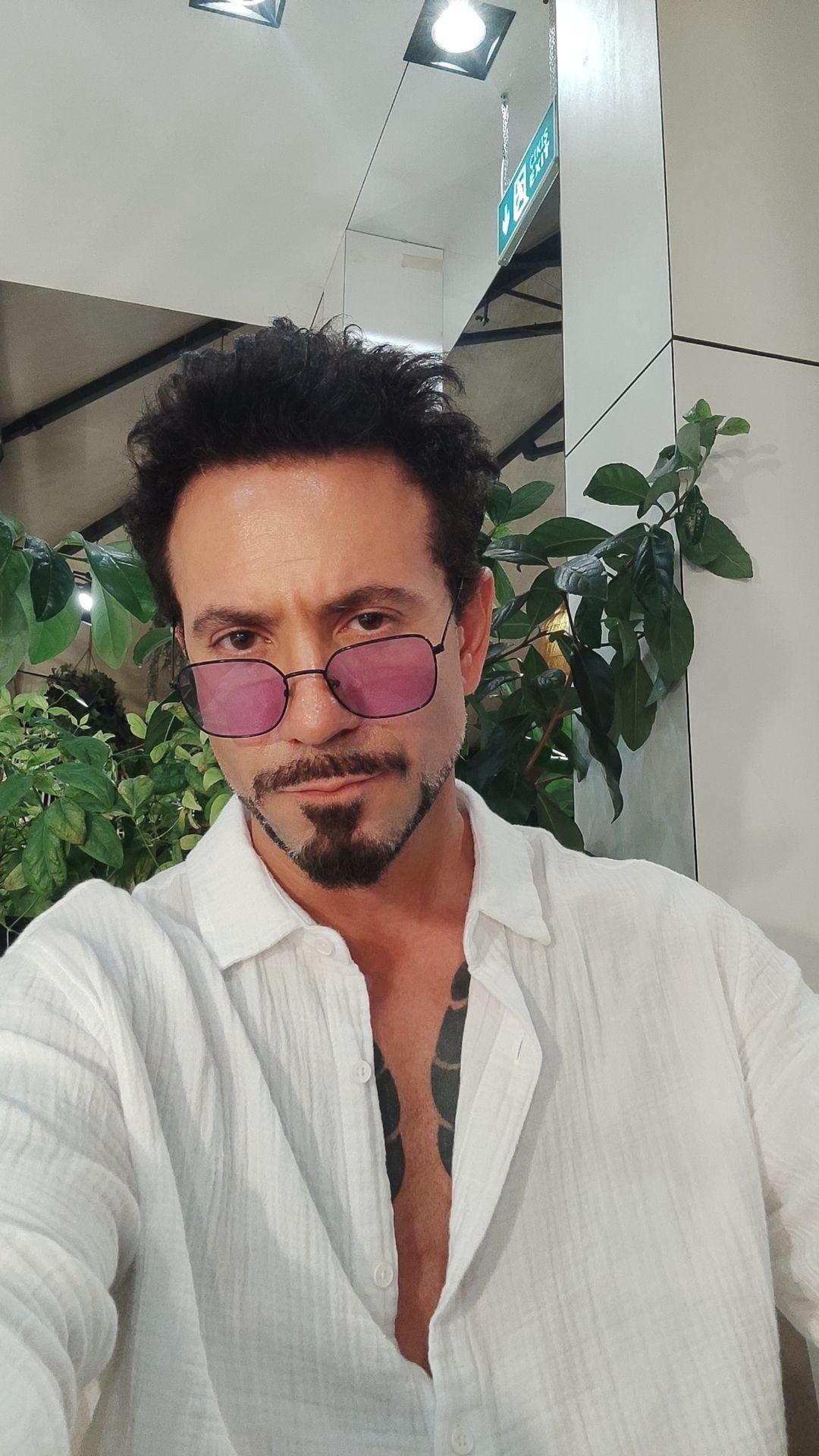 Oyuncu Aktör Zeki Cihan Peker Kişisel Fotoğraflar - 1