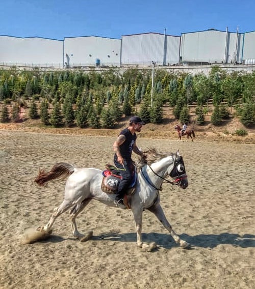 Oyuncu Aktör Zeki Cihan Peker Kişisel Fotoğraflar - 1